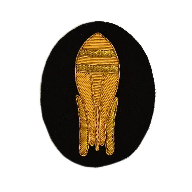 Bomb Disposal (BD) Personnel Qualification Explosive Ordinance Disposal Royal Engineers British Army Badge Gold on Black wyedean