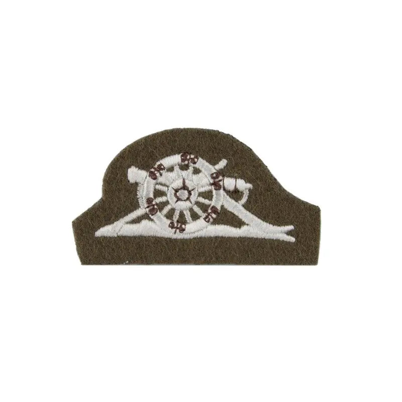 Left Facing Sergeants, Staff Sergeants and Master Gunners Organisation Royal Artillery British Army Badge wyedean