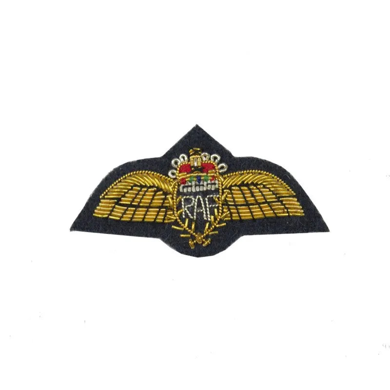 Pilot Officers Flying Badge Miniature Royal Air Force (RAF) Qualification Badges wyedean