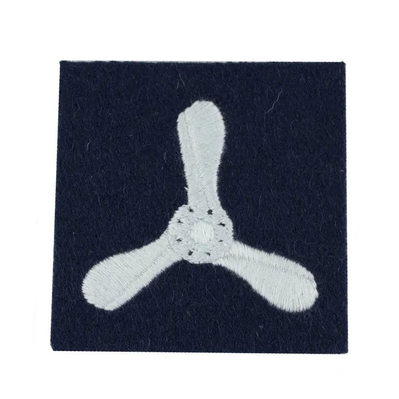 Senior Aircraftsman/Aircraftswoman Qualification Badge Royal Air Force (RAF) wyedean